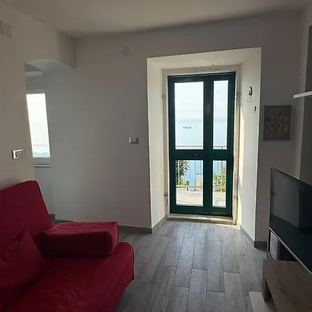 Il Nido Del Gabbiano * Genua